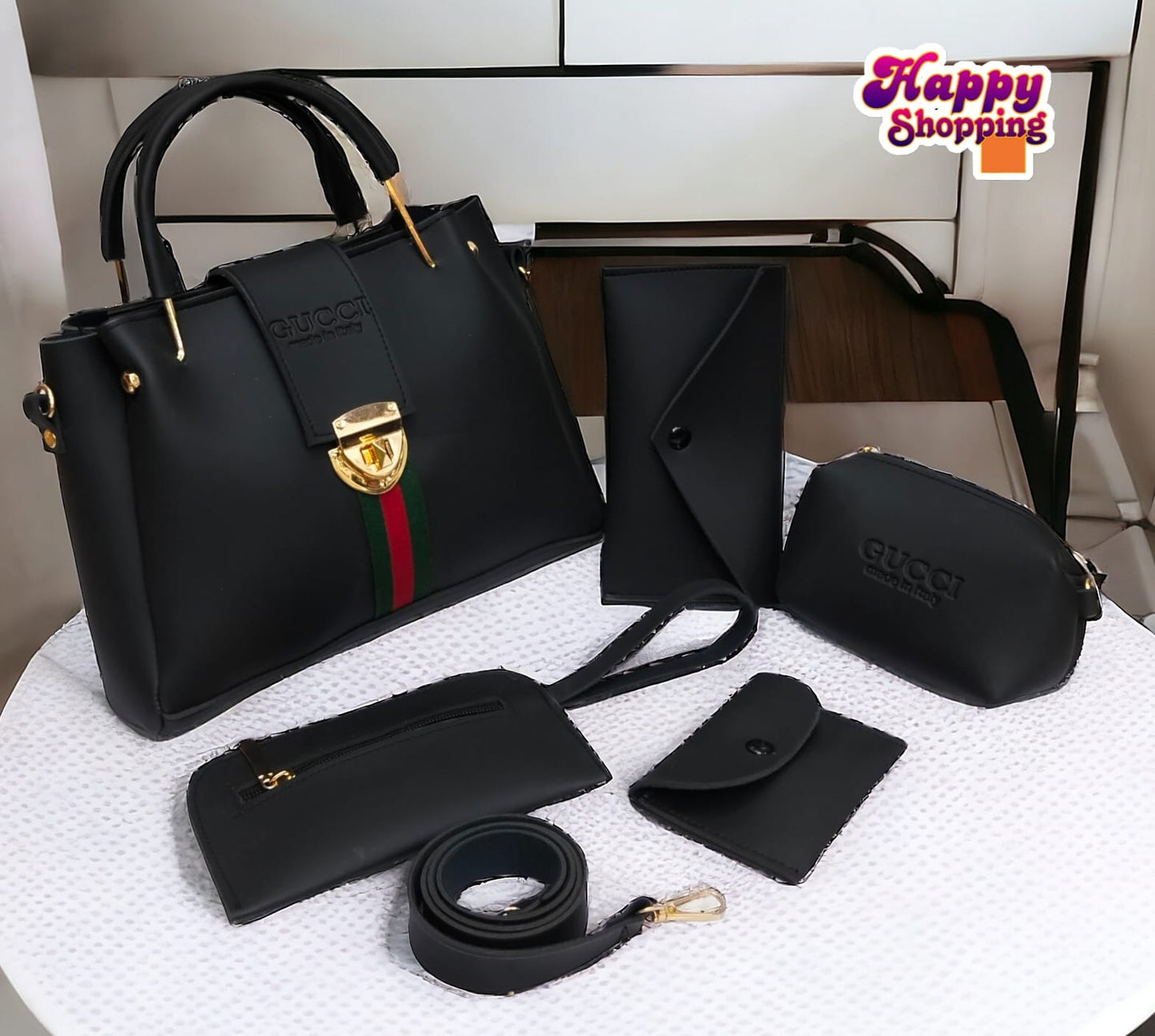 Chic and Elegant Ladies Gucci Bag – Timeless Luxury