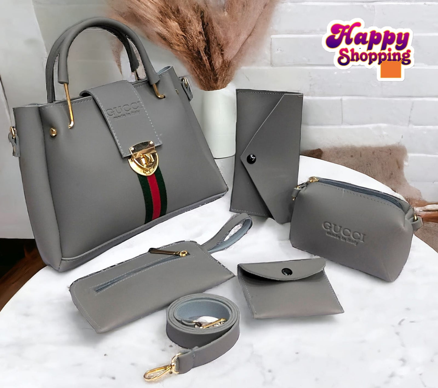 Chic and Elegant Ladies Gucci Bag – Timeless Luxury